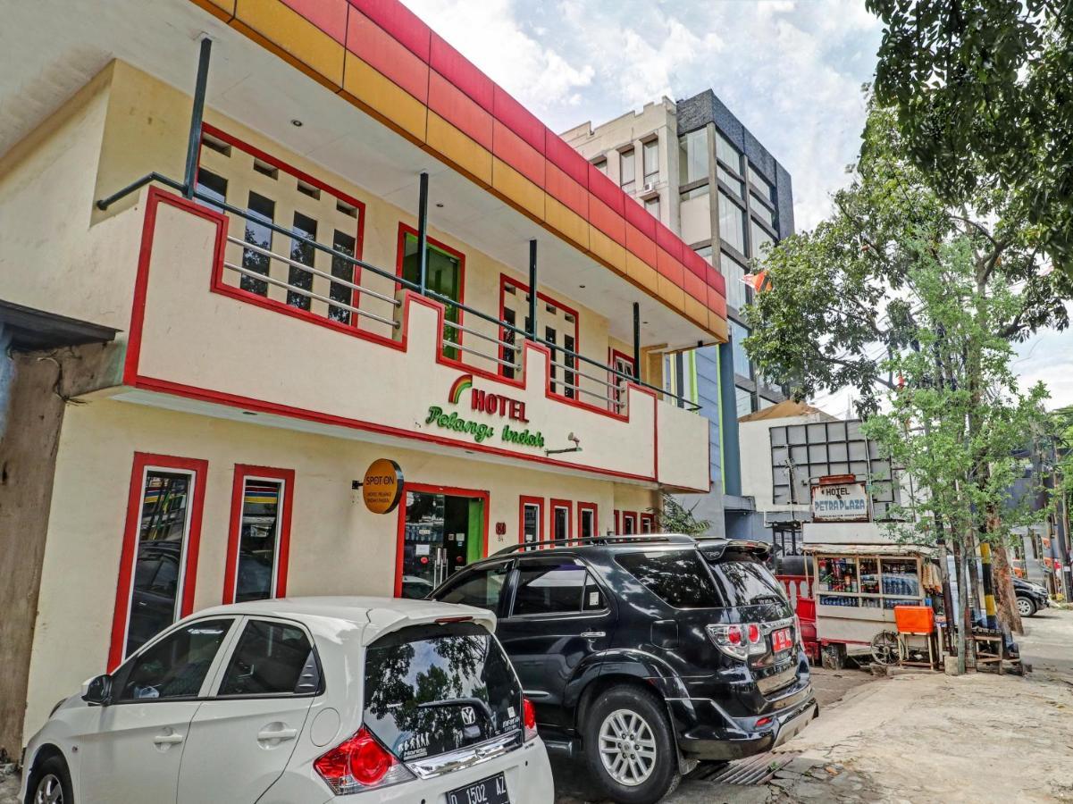 Spot On 90632 Hotel Pelangi Indah Paskal 반둥 외부 사진